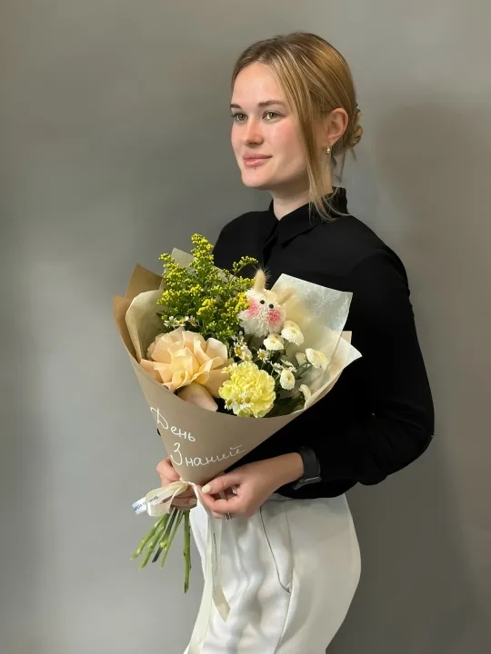 Букет с зайчиком