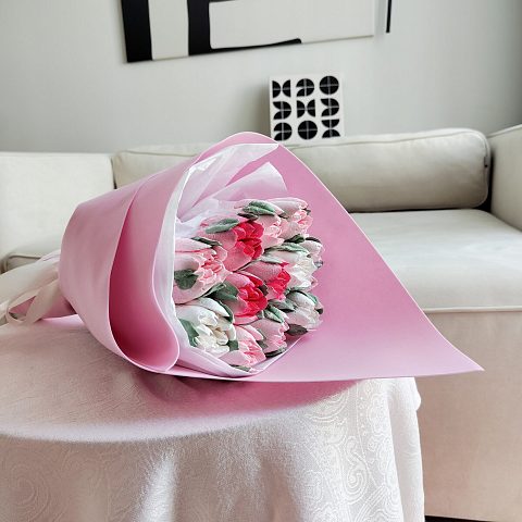Букет из зефирных тюльпанов 20*14см