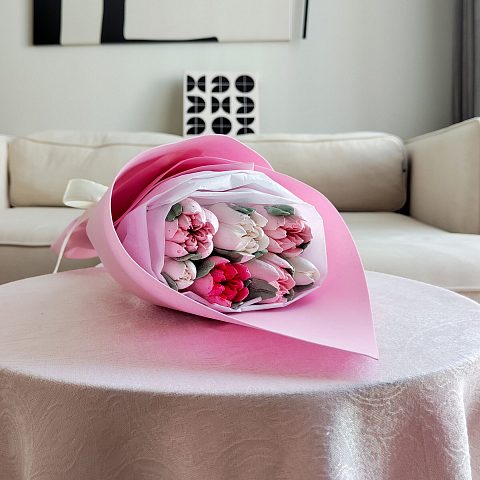 Букет из зефирных тюльпанов 12*8 см